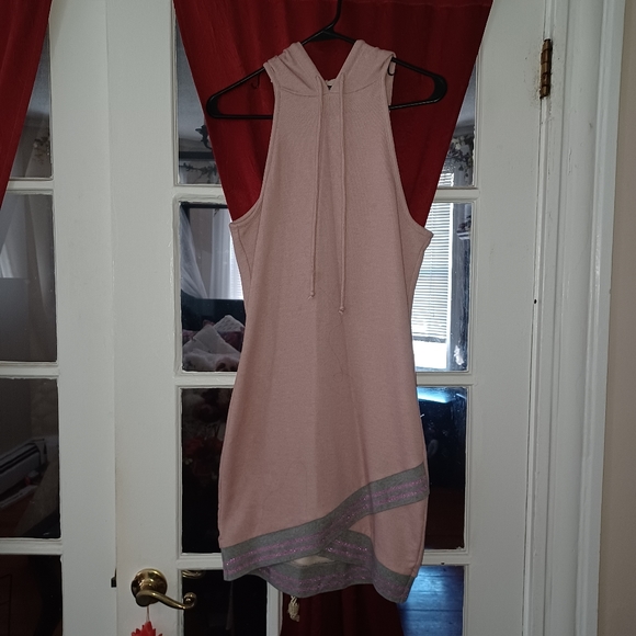 VENUS Dresses & Skirts - NWOT Venus Sweatshirt Dress